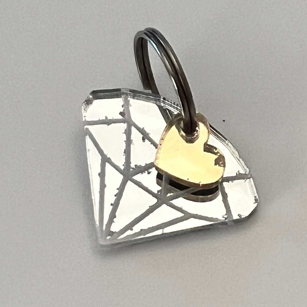 Beautiful diamond and gold heart charm, >1 inch diameter